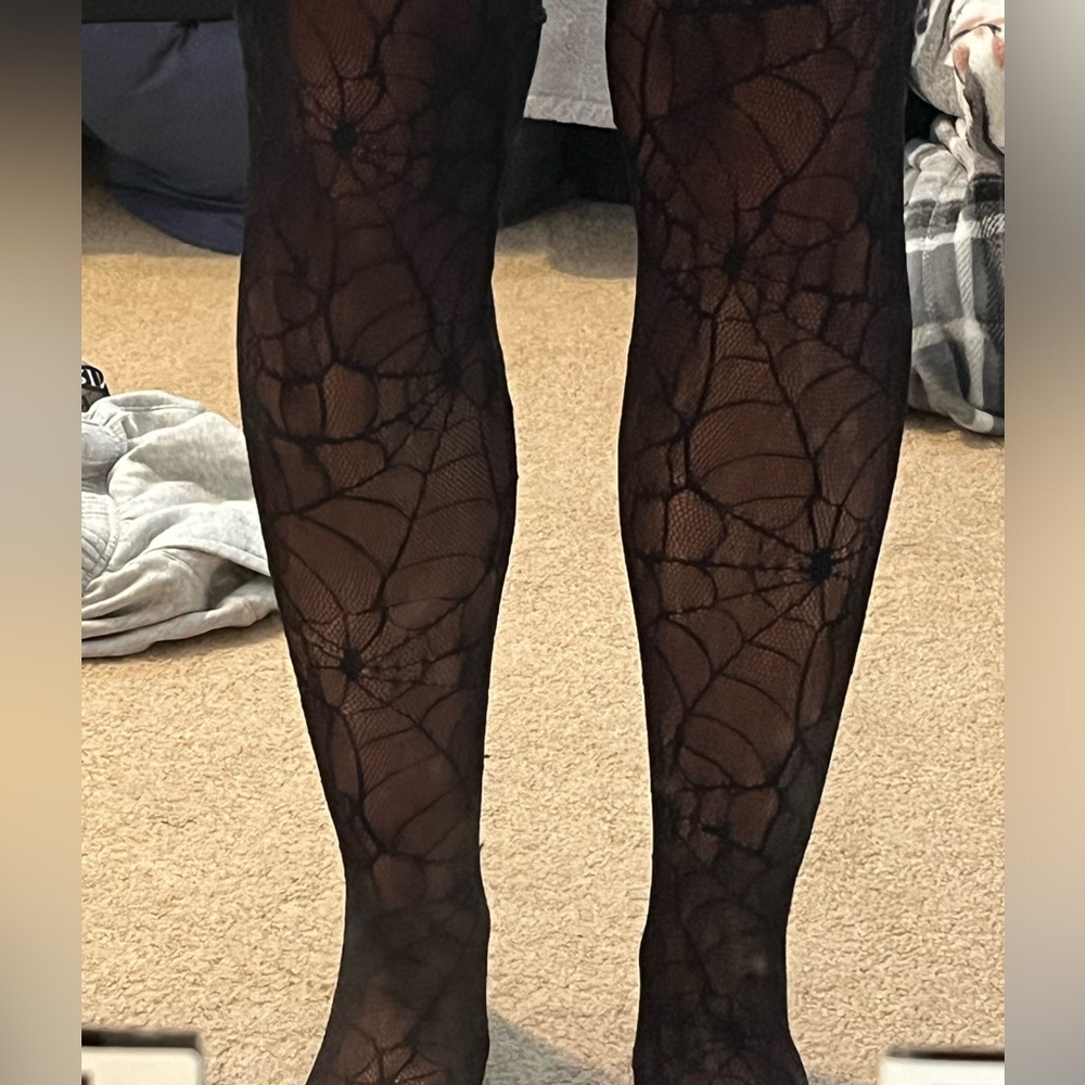 Spiderweb pantyhose
